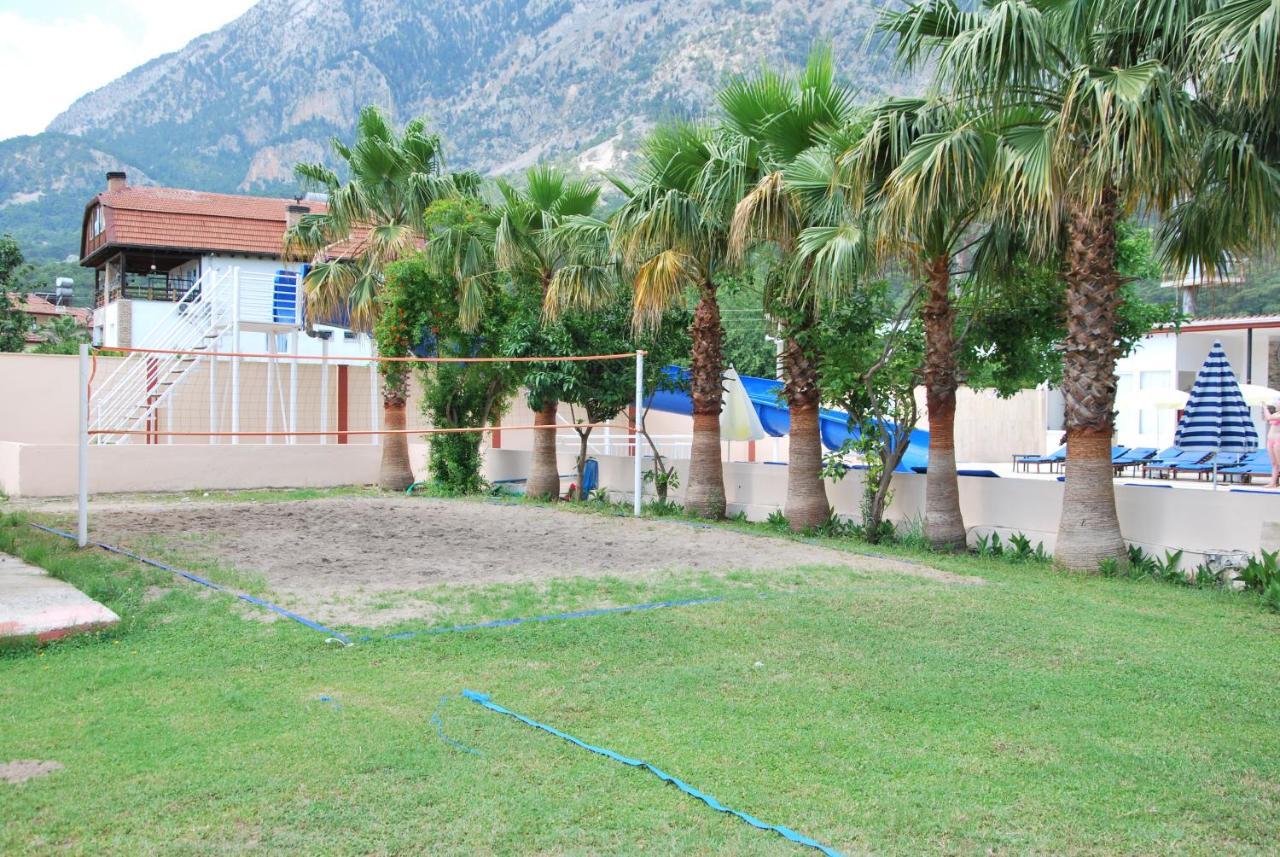 Castle Park Hotel بيلديبي المظهر الخارجي الصورة